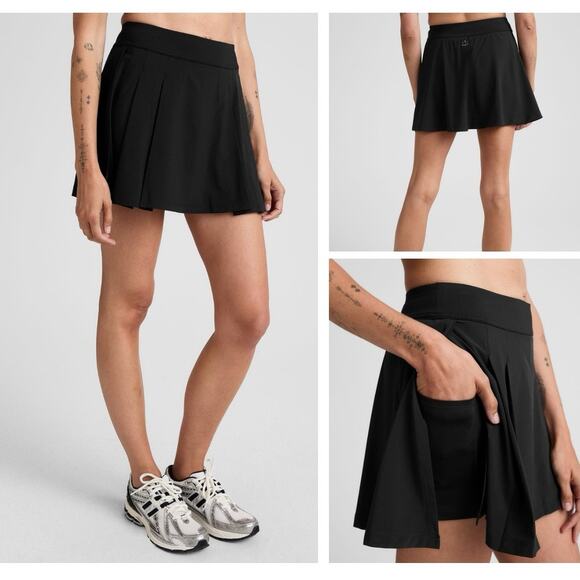 Beyond Yoga Pants - NEW Beyond Yoga Score Pleated Skirt True Black - Size M